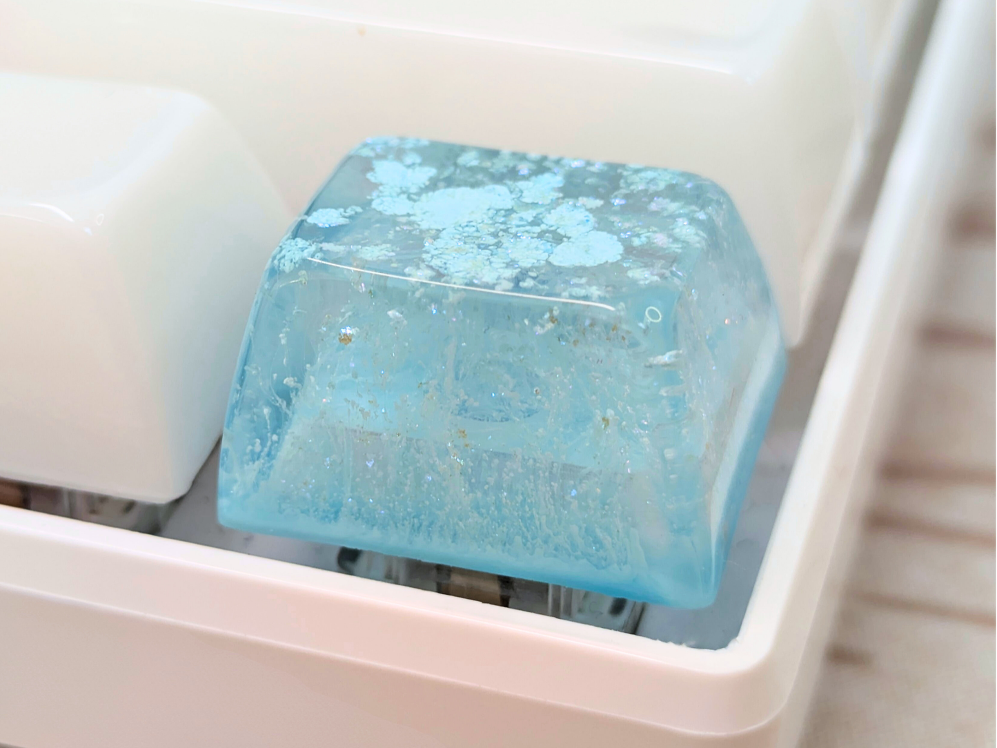 1.25u Artisan Keycap