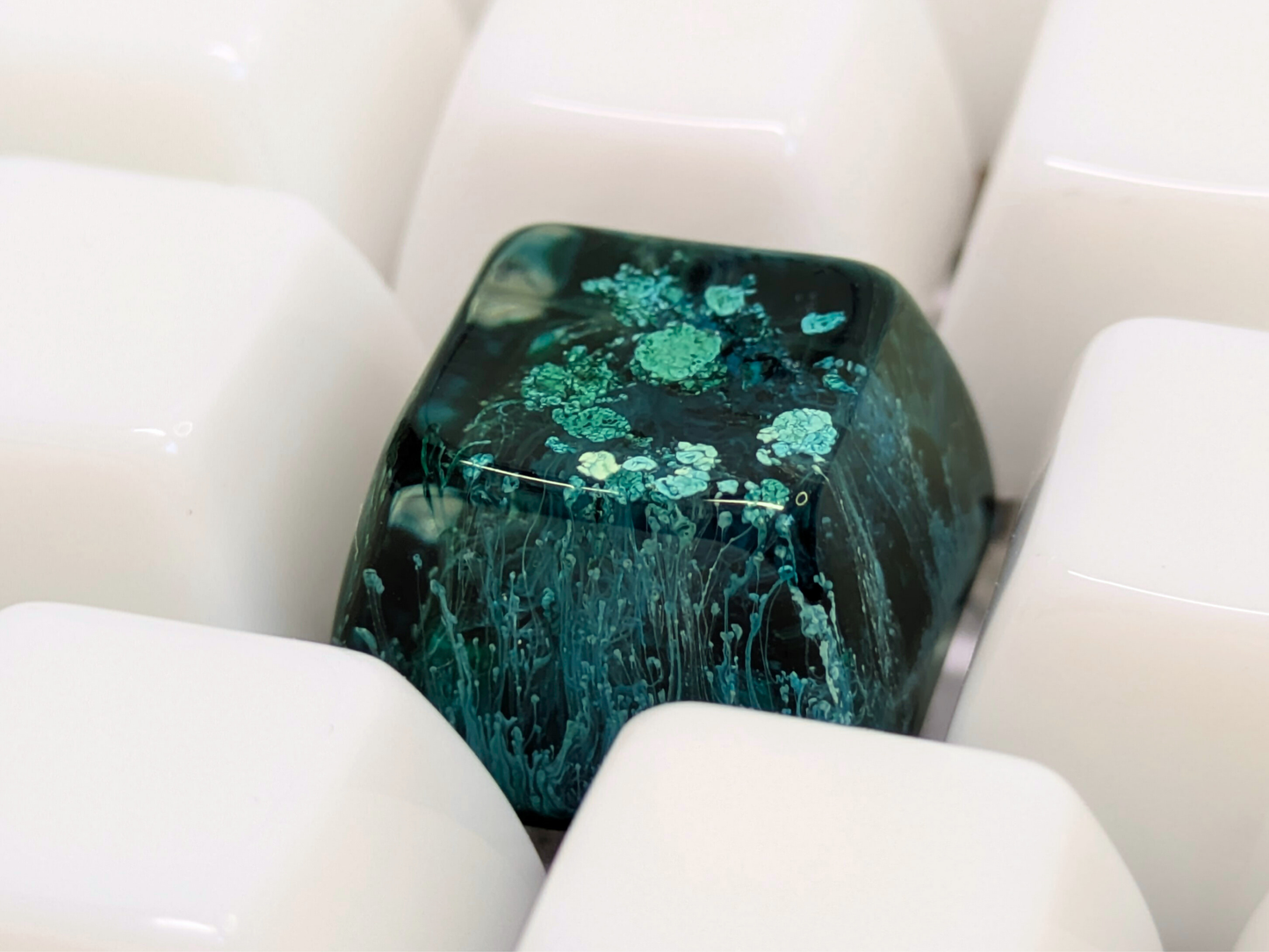 1u Artisan Keycap