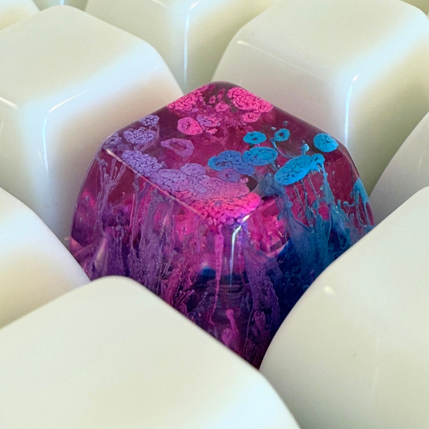 1u Artisan Keycap