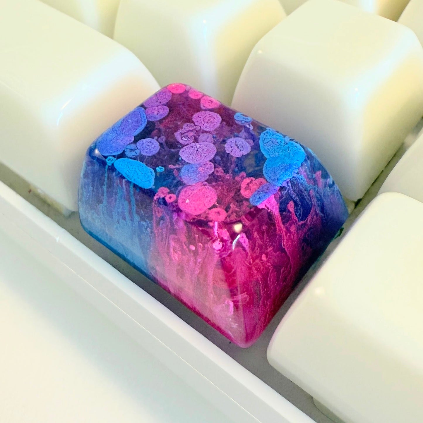 1.25u Artisan Keycap