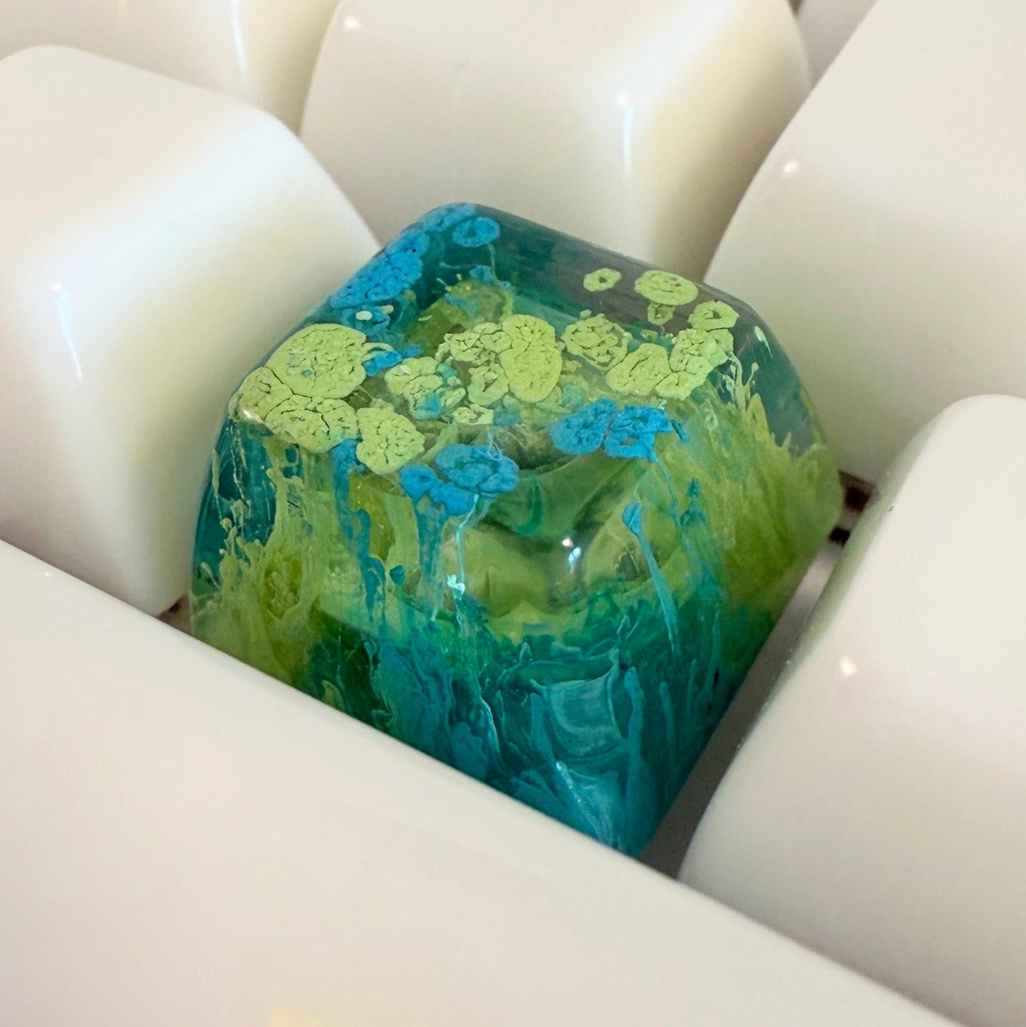 1u Artisan Keycap